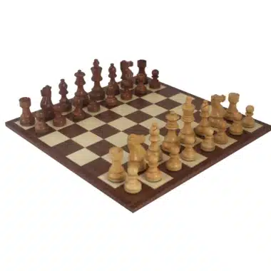 Kompletny zestaw Classic VII: drewniana szachownica z figurami ustawionymi do gry