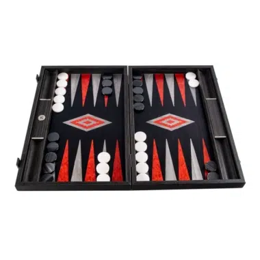Backgammon z czarnego i srebrnego drewna dębowego, otwarta kaseta - widok ogólny