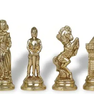 Figury Mary Stuart VI w złotym metalu, hetman, skoczek, koń na dęba i wieża