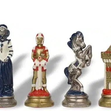 Figury szachowe Mary Stuart, hetman, król, skoczek i wieża w niebieskim i białym