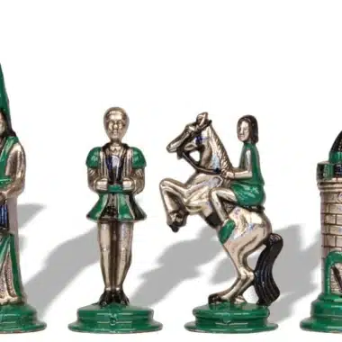 Figury szachowe Camelot w kolorze srebrnym i zielonym: król, goniec, skoczek i wieża