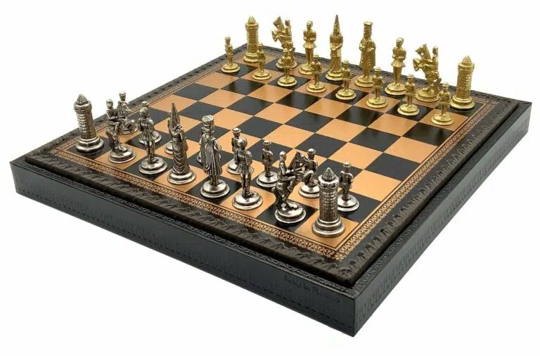 Komplet Camelot Król Artur XIV z metalowymi figurami na dwukolorowej szachownicy