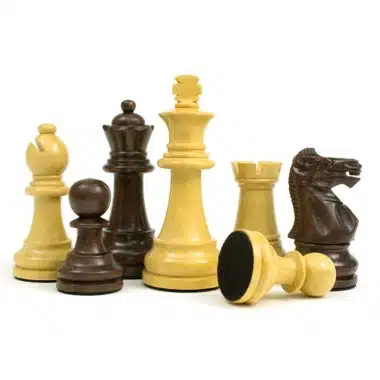 Figury szachowe Staunton z drewna różanego, zbiorowa prezentacja figur
