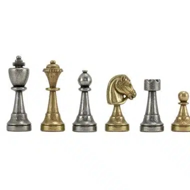 Metalowe szachy Staunton, pełny rząd złotych i srebrnych figur