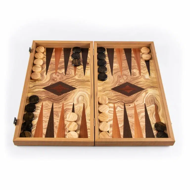 Otwarty backgammon z drewna oliwnego, intarsjowana plansza i drewniane pionki