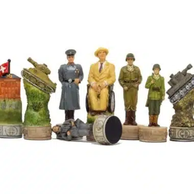 Zestaw szachowy Hitler vs Roosevelt, komplet figur obu stron