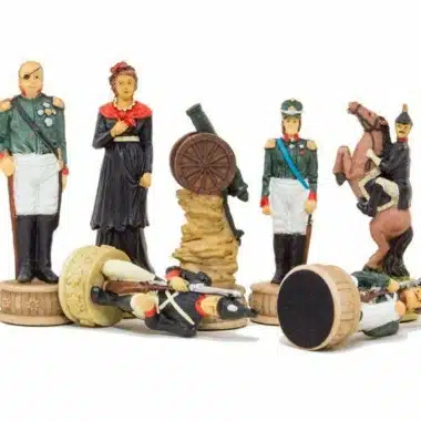 Figury szachowe Napoleon Kampania Rosyjska, szczegółowo wykonane skoczek, armata i oficerowie