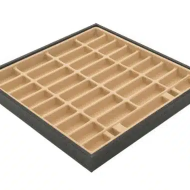 Wewnętrzna plansza do backgammonu z przegródkami ze sztucznej skóry