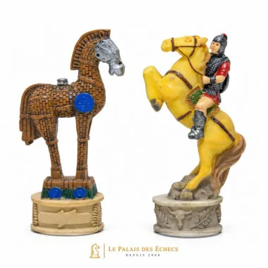 Koń trojański z żywicy i żółty skoczek w galopie, detal figur