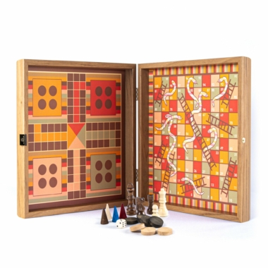 Zestaw gier 4 w 1 z drewna w stylu tęczy - szachy/backgammon/ludo/węże i drabiny