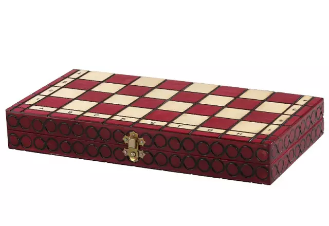 Échiquier pliable fermé en coffret, rouge et ivoire avec fermoir doré