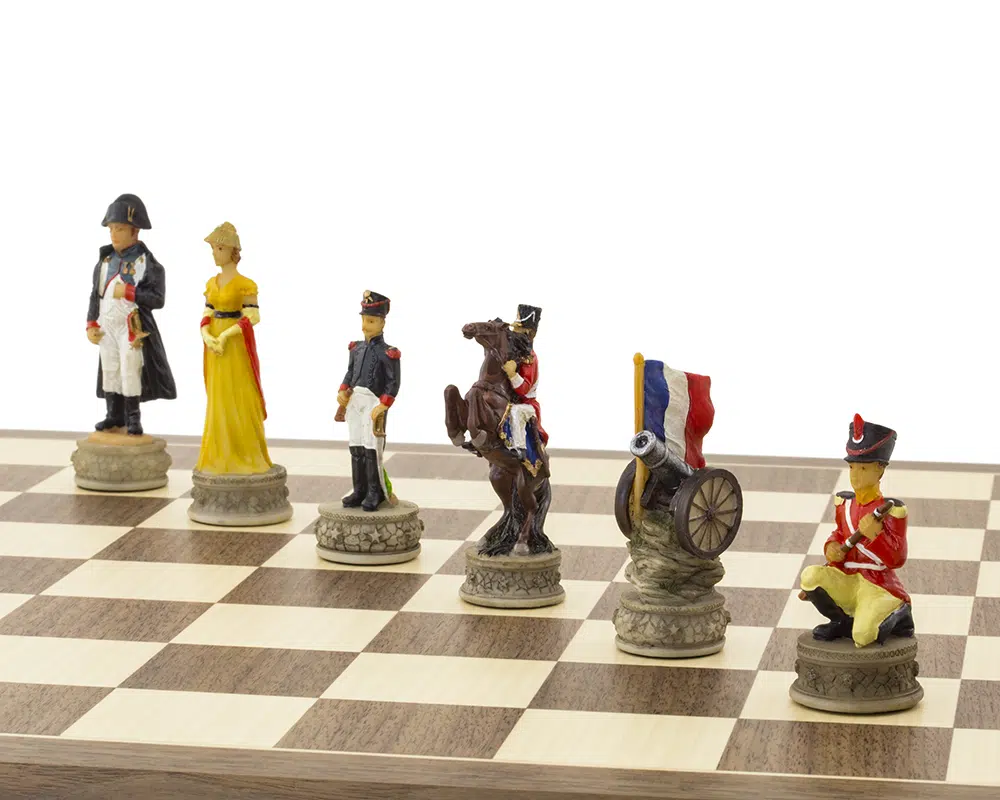 Figury szachowe Bitwa pod Waterloo, detal króla Napoleona i hetmana