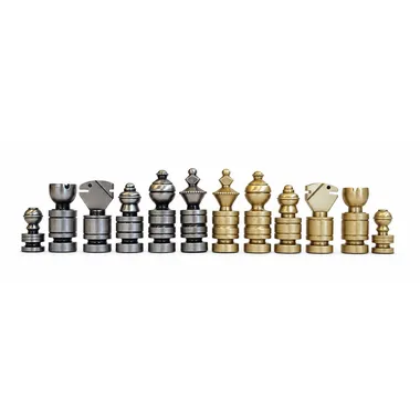 Szereg nowoczesnych figur szachowych z litego mosiądzu ukazujący minimalistyczny design i wysokość króla 5,7 cm