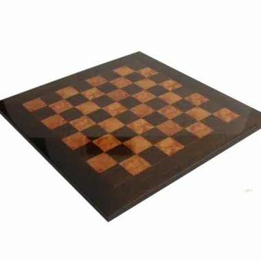 Pusta szachownica lakierowana na połysk z klonu i czeczoty wrzośca 51 x 51 cm