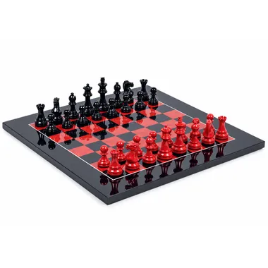 Komplet szachów z lakierowanego drewna czerwonego i czarnego na błyszczącej szachownicy z czeczoty wrzośca 42 cm